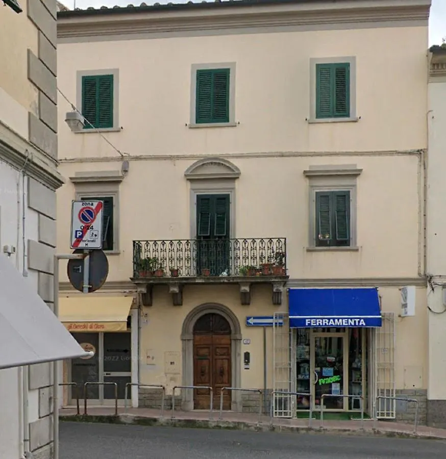 Toscana Appartamento Di Charme Con Due Camere, Due Bagni E Terrazza In Posizione Centralissima Cecina
