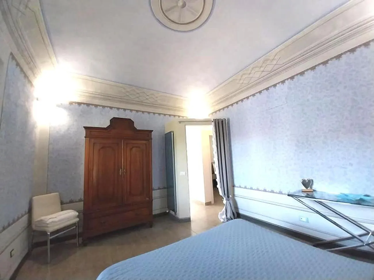 Toscana Appartamento Di Charme Con Due Camere, Due Bagni E Terrazza In Posizione Centralissima Cecina  0*, Cecina (Livorno) Italia