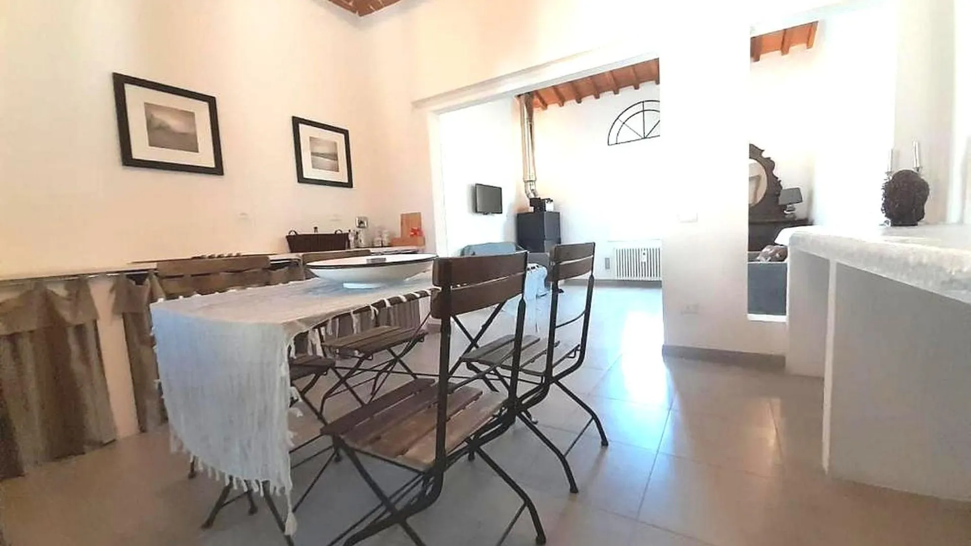 Toscana Appartamento Di Charme Con Due Camere, Due Bagni E Terrazza In Posizione Centralissima Cecina  Apartment Cecina (Livorno)