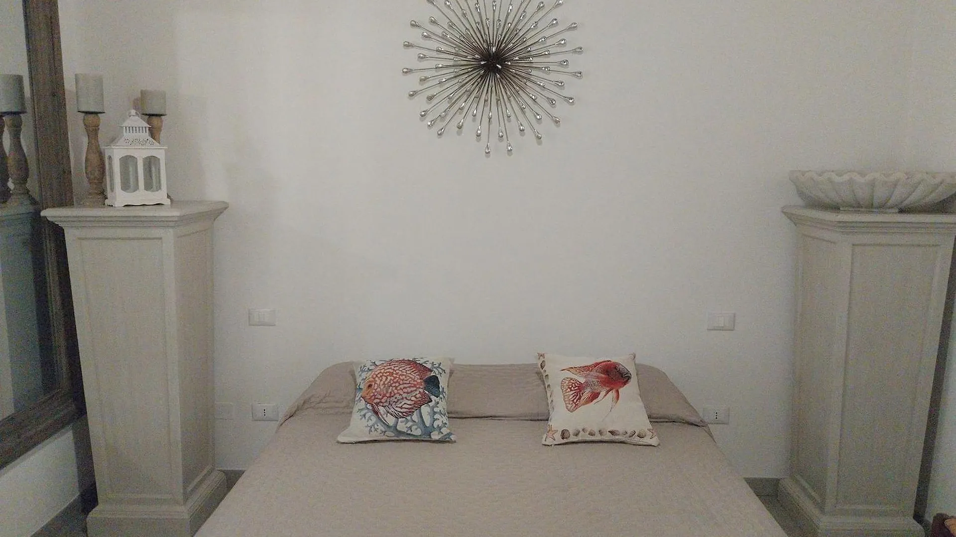 Toscana Appartamento Di Charme Con Due Camere, Due Bagni E Terrazza In Posizione Centralissima Cecina  Apartment